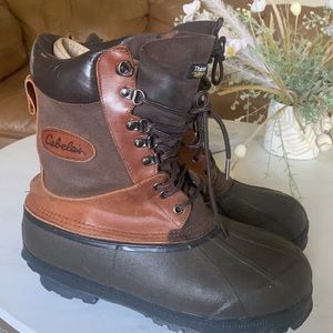 CABELAS thinsulate men’s boots size 11